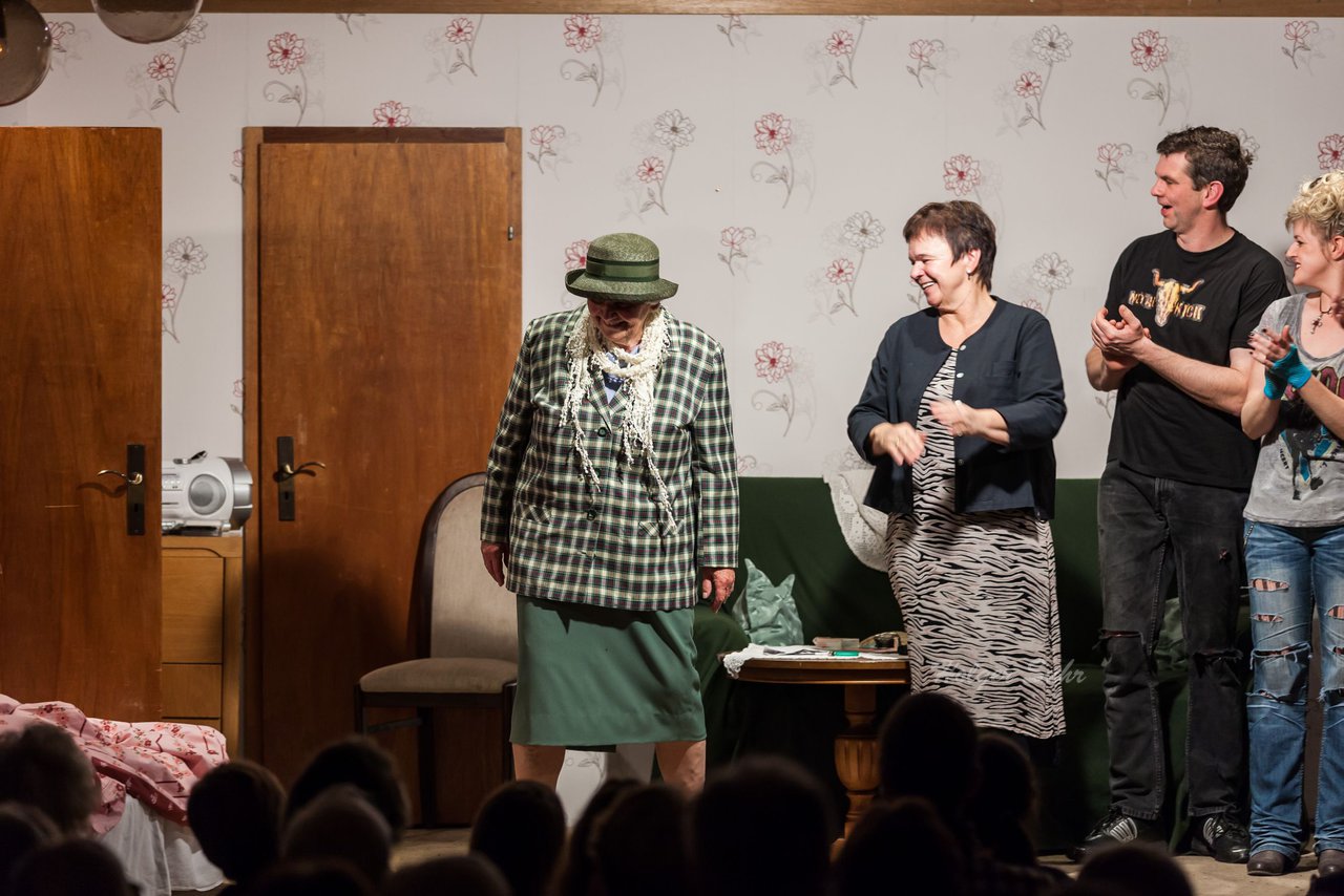 Bild 195 - Theater-Premiere in Wiemersdorf